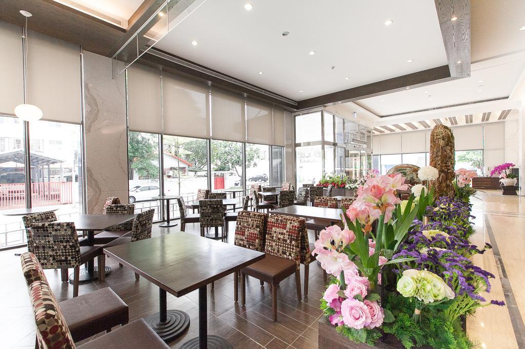Hoya Hotel Taitung Екстер'єр фото