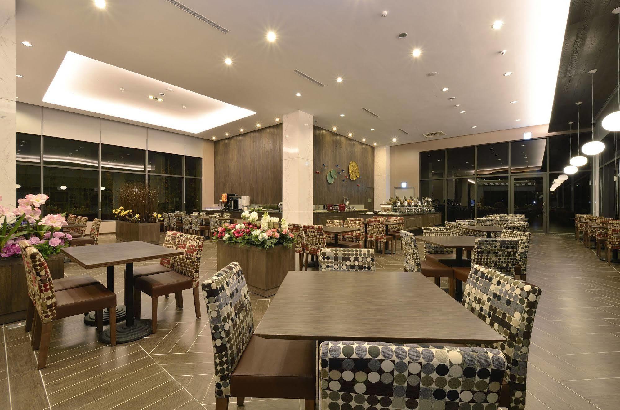 Hoya Hotel Taitung Екстер'єр фото