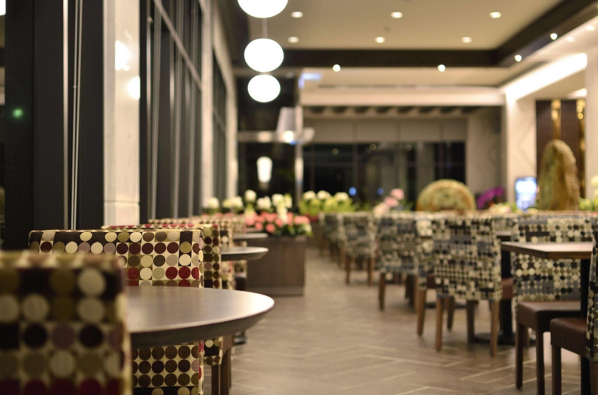 Hoya Hotel Taitung Екстер'єр фото